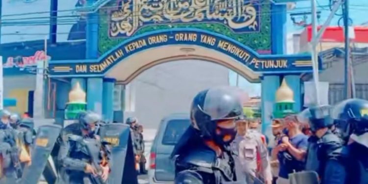 Setelah Ponpes Di Kepung Selama 15 Jam, Akhirnya Mas Bechi Menyerahkan Diri