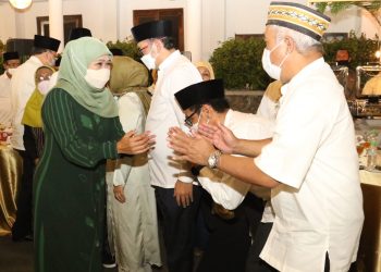 Gubernur Khofifah Pesan Semua Kepala OPD Tetap Maksimal Selama Khofifah Melaksanakan Ibadah Haji