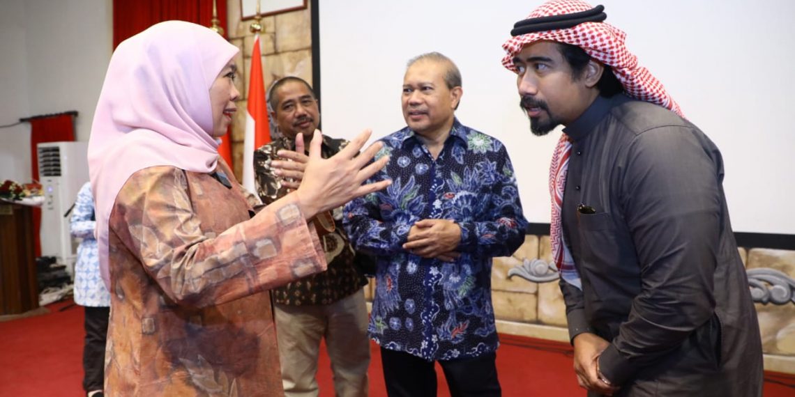 Fantastis, Berkat Program Business Grathering and Mini Expo Gubernur Jatim di Jeddah, Para Pelaku Usaha dan UMKM di Jatim Dapat Kontrak Ekspor Dari Pengusaha Jeddah Arab Saudi Senilai Rp.16,4 Miliar 14 Fantastis, Berkat Program Business Grathering and Mini Expo Gubernur Jatim di Jeddah, Para Pelaku Usaha dan UMKM di Jatim Dapat Kontrak Ekspor Dari Pengusaha Jeddah Arab Saudi Senilai Rp.16,4 Miliar