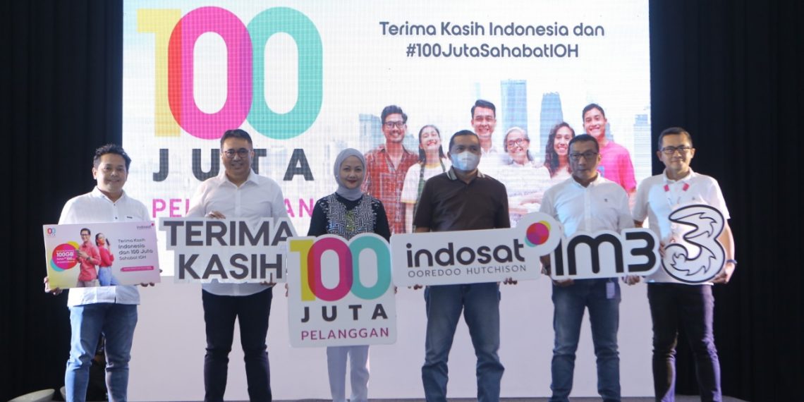 Kabar Gembira Bagi Para Pelanggan IM3 dan Tri, Capai 100 Juta Pelanggan, Indosat Ooredoo Hutchison (IOH) Hadirkan Promo Spesial Paket data 100 GB seharga Rp100.000 14 Kabar Gembira Bagi Para Pelanggan IM3 dan Tri, Capai 100 Juta Pelanggan, Indosat Ooredoo Hutchison (IOH) Hadirkan Promo Spesial Paket data 100 GB seharga Rp100.000