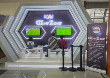 Selama Nataru, PT KAI Daop 8 Surabaya Manjakan  Penumpang  Dengan Sediakan Layanan Game Zone Gratis di Areal Stasiun Gubeng Surabaya