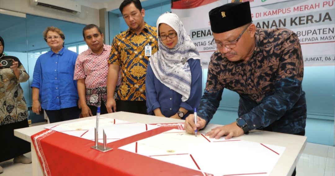 Siap Buka Fakuktas Kesehatan, Untag Surabaya lakukan Penandatangan MOU dan MOA Dengan RSUD Jombang 12 Siap Buka Fakuktas Kesehatan, Untag Surabaya lakukan Penandatangan MOU dan MOA Dengan RSUD Jombang