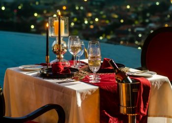Menikmati Moment Makan Malam Romantis Hari Valentine di Hotel Ciputra World Surabaya 13 Menikmati Moment Makan Malam Romantis Hari Valentine di Hotel Ciputra World Surabaya