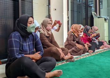 Kejari Kota Malang Ikuti Tausiyah Ba’da Dzuhur Dari Dr. Muhtar Hazawawi, M Ag