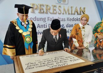 Wapres Resmikan Fakultas Kedokteran UNESA