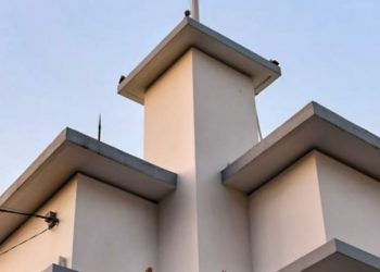 Kenapa Pasangan "AMIN" Pilih Hotel Mojopahit Jadi Tempat Deklarasi Capres dan Cawapres? 16 Kenapa Pasangan “AMIN” Pilih Hotel Mojopahit Jadi Tempat Deklarasi Capres dan Cawapres?