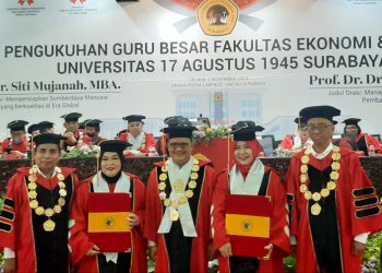 Untag Surabaya Kukuhkan 2 Guru Besar Wanita di Bidang Ilmu Ekonomi Bisnis 16 Untag Surabaya Kukuhkan 2 Guru Besar Wanita di Bidang Ilmu Ekonomi Bisnis