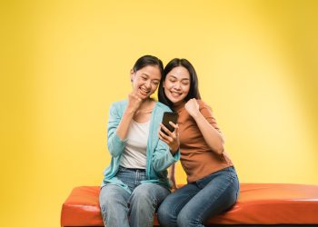 Paket Freedom Internet IM3 simpel tersedia kuota harian berlaku 24 jam. menawarkan kuota harian mulai 3,5 GB untuk 5 hari, 7GB untuk 7 hari dan 15 GB untuk 7 hari.