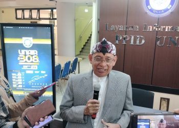 Rektor Unair Prof Dr Mohammad Nasih SE, MT, Ak