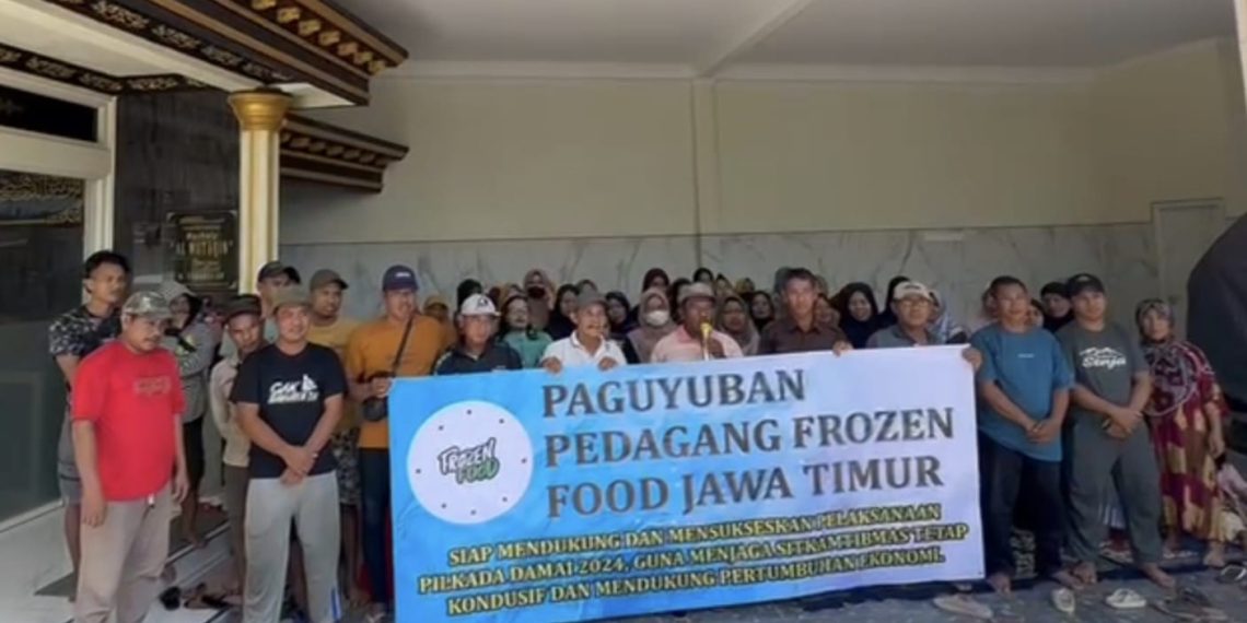 Kelompok Masyarakat Di Jatim Ramai Deklarasikan Pilkada Jatim Aman & Damai, Giliran Paguyuban Pedagang Frozen Food Jawa Timur 14 Kelompok Masyarakat Di Jatim Ramai Deklarasikan Pilkada Jatim Aman & Damai, Giliran Paguyuban Pedagang Frozen Food Jawa Timur