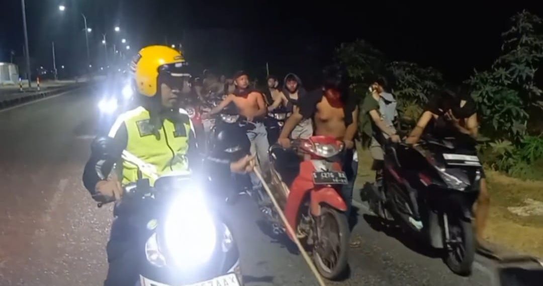 Polsek Mojoagung Bubarkan dan Tangkap Puluhan Pebalap Liar Karena Resahkan Warga