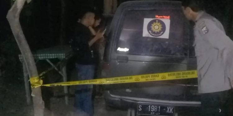 Diduga Korsleting Usai Isi BBM, Minibus Terbakar Sopir Alami Luka Bakar