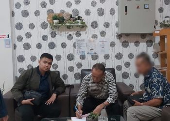 Kejari Perak Tahan Direktur PT. Wahyu Tirta Manik, Soal Dugaan Korupsi Kredit Macet Rp 34 Miliar