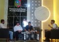 Bawaslu Jombang Klarifikasi Kades Plosogeneng Usai Ikuti Pengundian Nomor Urut Paslon di KPU 18 Bawaslu Jombang Klarifikasi Kades Plosogeneng Usai Ikuti Pengundian Nomor Urut Paslon di KPU