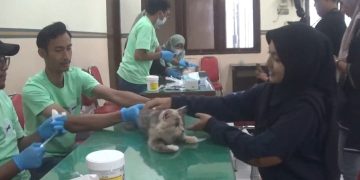 Peringati Hari Rabies Sedunia, Disnakan Jombang Gelar Vaksinasi Rabies Gratis