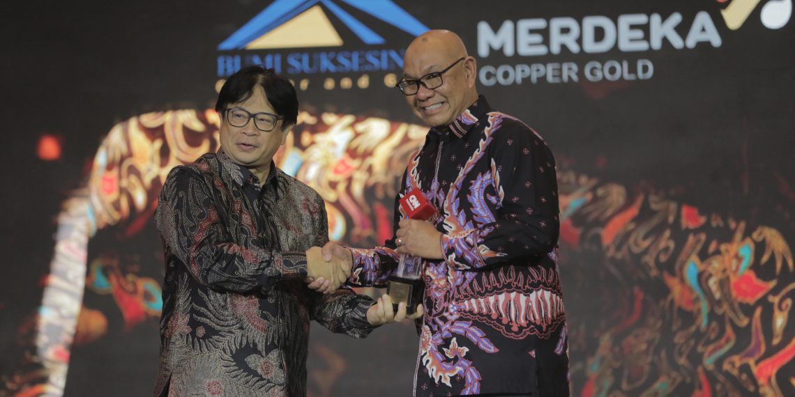 PT. BSI Sabet Lima Penghargaan dari Good Mining Practice (GMP) Awards dan CNN Indonesia Awards 12 PT. BSI Sabet Lima Penghargaan dari Good Mining Practice (GMP) Awards dan CNN Indonesia Awards