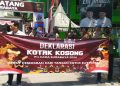 Geruduk Kantor KPU,Sejumlah Warga Suarakan Pilih Kotak Kosong Di Pilwali Surabaya 17 Geruduk Kantor KPU,Sejumlah Warga Suarakan Pilih Kotak Kosong Di Pilwali Surabaya