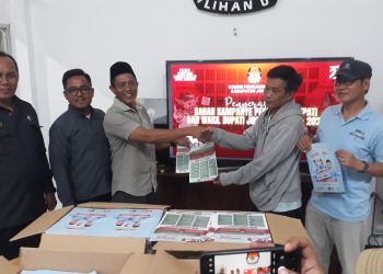 Bahan Kampanye Pilkada Mulai Didistribuskan KPU Jombang