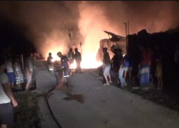 Warga Desa Sebani Panik, Pabrik Helm Terbakar Hebat