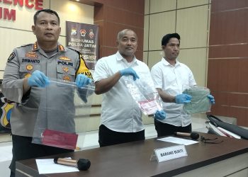 Jatanras Polda Jatim Bekuk Pelaku Penjambretan Balita di Sidoarjo, Dihadiahi Timah Panas
