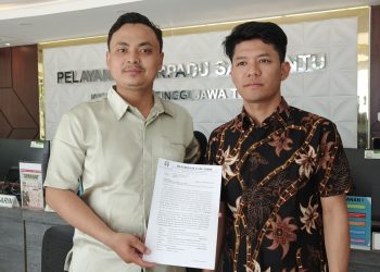 KMSS Laporkan Dugaan Korupsi Pengadaan Tanah SMKN Prambon ke Kejati Jatim 17 KMSS Laporkan Dugaan Korupsi Pengadaan Tanah SMKN Prambon ke Kejati Jatim