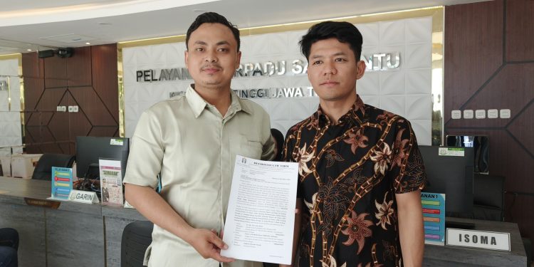 KMSS Laporkan Dugaan Korupsi Pengadaan Tanah SMKN Prambon ke Kejati Jatim