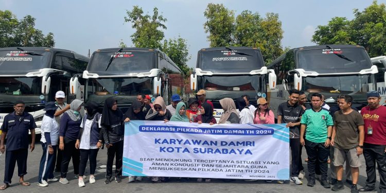 Ratusan Karyawan PO Damri Surabaya Komitmen Jaga Pilkada Aman dan Damai
