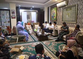 Fokopimda Jombang Datangi Kediaman Ke 2 Paslon, Pasca Pemungutan Suara Pilkada 2024