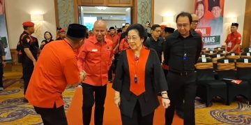 Megawati Turun Gunung ke Jatim, Instruksikan Kader PDIP Solid Menangkan Risma-Gus Hans