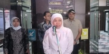 Khofifah Berganti Pakaian, Setelah Diperiksa KPK Selama 8 Jam Terkait Korupsi Dana Hibah di Jatim