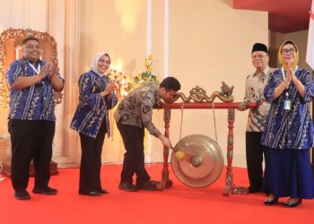 Lewat Konferensi International ICEBEMA 2025, Unitomo Pertegas Komitmen Wujudkan Transformasi Ekonomi Hijau dan Digital