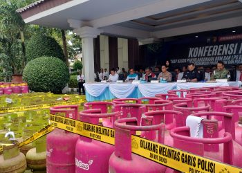 Polda Jatim Bongkar Modus Mafia di Jatim Akali Barcode SBPU dan Gunakan “Truk Helikopter” Timbun BBM Subsidi