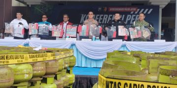 Modus Mafia di Jatim Akali Barcode SBPU dan Gunakan “Truk Helikopter” Timbun BBM Subsidi