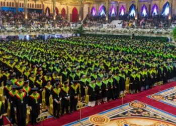 Prosesi Wisuda Unesa Periode 119 Kukuhkan 1.416 Wisudawan, Siap Hadapi Tantangan Teknologi Global