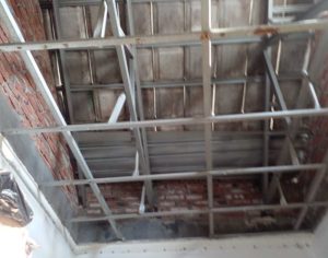 Hak atas Rasa Aman dan Keadilan Dipertanyakan, Keluarga M Soleh Bertahan di Rumah Miring dan Retak 13 IMG 20260516 WA0020