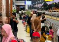 Membludak! 156 Ribu Lebih Warga Gunakan Commuter Line Surabaya di Momen Libur Panjang 24 Membludak! 156 Ribu Lebih Warga Gunakan Commuter Line Surabaya di Momen Libur Panjang