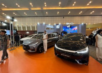 GIIAS 2026 Dobrak Pasar Mobil Listrik Keluarga, BYD M6 Kenalkan Teknologi  Canggih EV & DM Mulai Rp 403 Juta