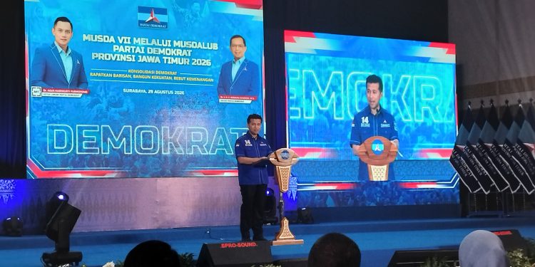 Terpilih Aklamasi, Emil Dardak Resmi Kembali Pimpin Demokrat Jatim periode 2026–2031 14 Terpilih Aklamasi, Emil Dardak Resmi Kembali Pimpin Demokrat Jatim periode 2026–2031