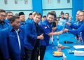 Tancap Gas! Emil Dardak Siap Bertarung All Out di Musda VII Demokrat Jatim 28 Tancap Gas! Emil Dardak Siap Bertarung All Out di Musda VII Demokrat Jatim