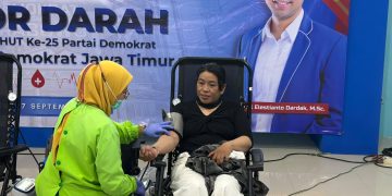 HUT ke-25, Partai Demokrat Gelar Donor Darah Serentak di 38 DPC se-Jatim 1 HUT ke-25, Partai Demokrat Gelar Donor Darah Serentak di 38 DPC se-Jatim
