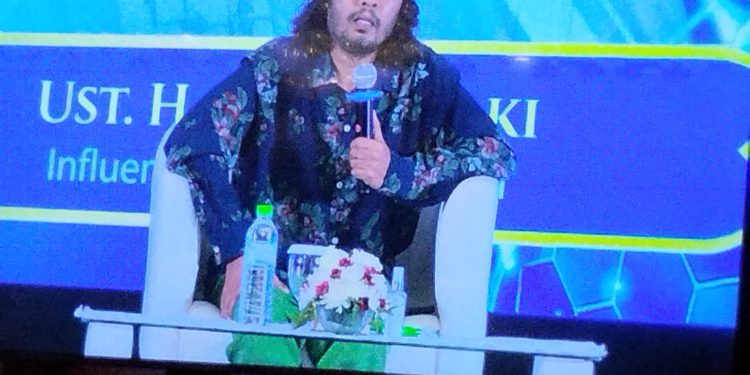 Hanan Attaki Ajak Gen Z Rombak Gaya Hidup: Beralih ke Wakaf Modern Sebagai Lifestyle Baru