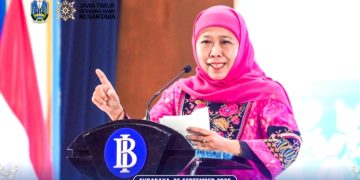 Di FESyar 2026, Khofifah Optimistis Produk Halal Jatim Tembus dan Bersaing di Pasar Global 1 Di FESyar 2026, Khofifah Optimistis Produk Halal Jatim Tembus dan Bersaing di Pasar Global